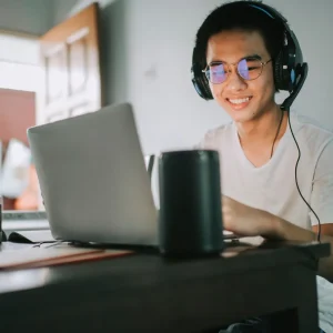 Virtual Assistance – A Pathway to Digital Employment for Young People